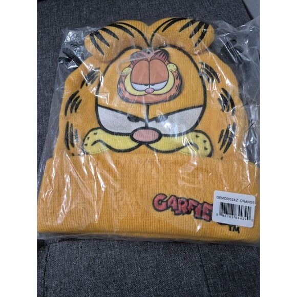 GARFIELD Classic Comic Cuff Beanie With 3D Whiskers & Ears! Adult One Size NWOT - Picture 4 of 4